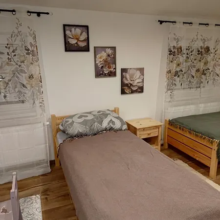 U Máchova Jezera Apartamento